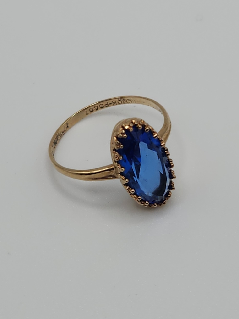 10K Gold Ring w/ Lab Sapphire – Vintage Style – 1.87g